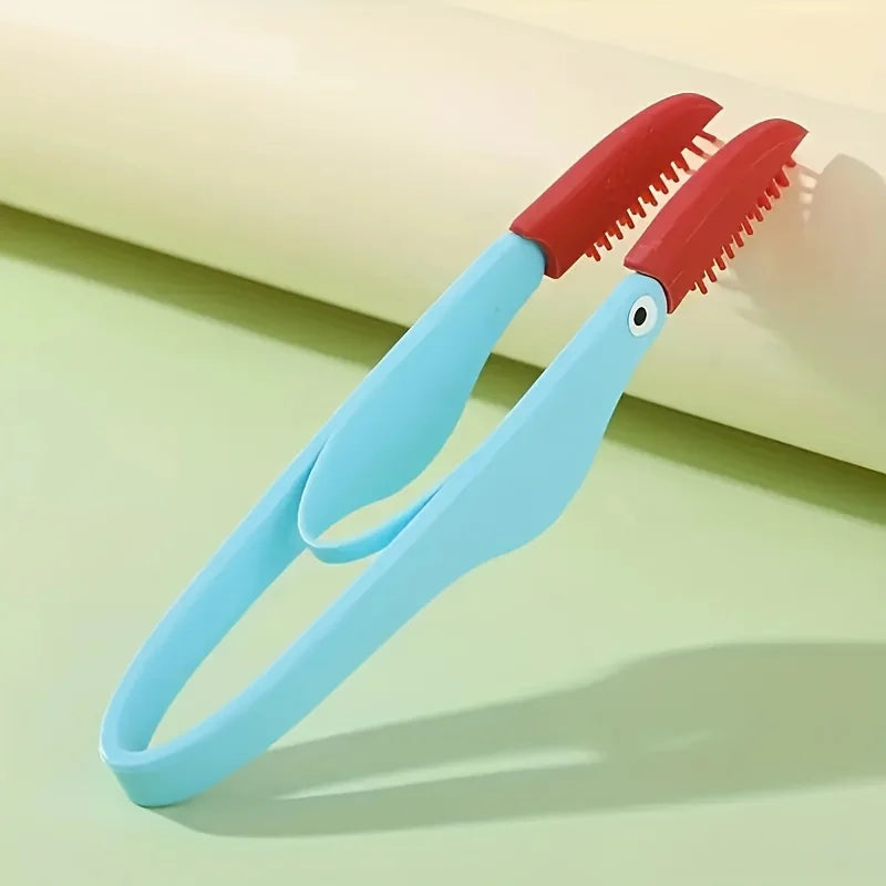 Gentle pet tear stain comb – Pawspire